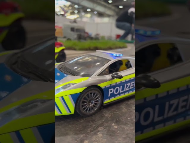 Amazing police RC Lamborghini!