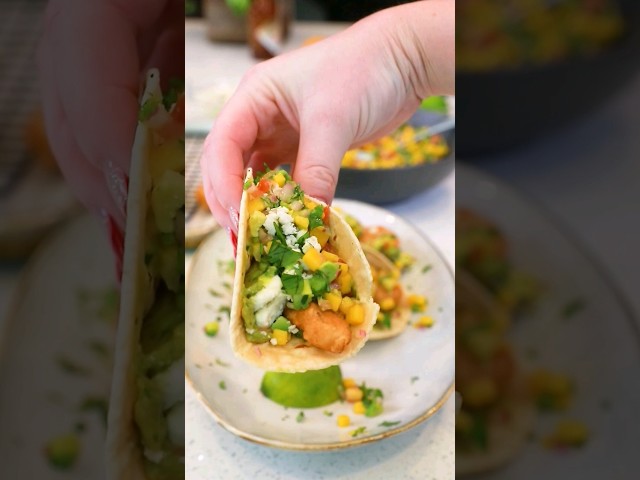 The Best Fish Tacos with Avocado Mango Salsa! #easyrecipe