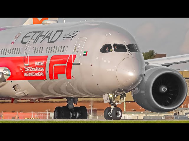 20 MINUTES of CLOSE UP TAKEOFFS | Melbourne Airport Plane Spotting [YMML/MEL]