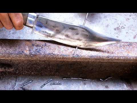 Blacksmith - Forge a very powerful survival knife that can cut iron - Making knife