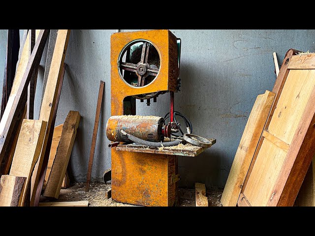 A Talented Mechanic Restored A Long Forgotten Wood Sawing For A Lumberyard Owner //Full Restoration