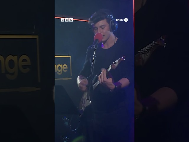 happy birthday to shawn mendes 🫶 #shawnmendes #radio1 #livelounge #drake #drakecover