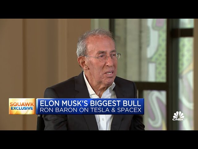 SpaceX could be worth around $500 billion by 2030, says billionaire investor Ron Baron