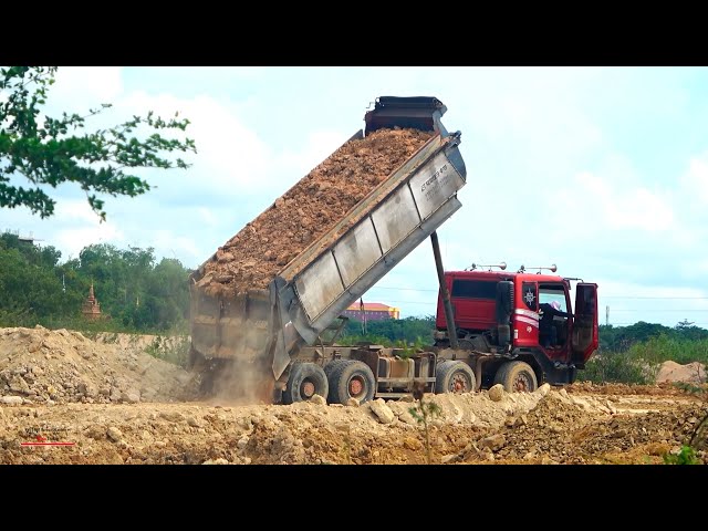 Super Extreme Machines Dumper Truck Soils Spreading Operator