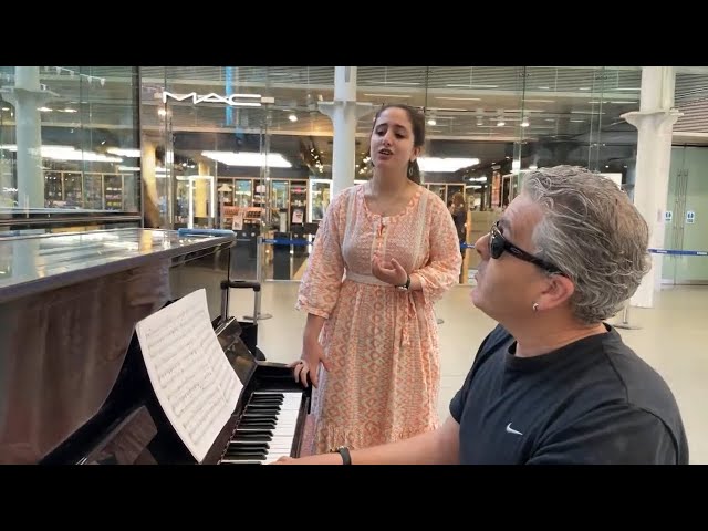 Teenage Girl Brings Opera To The Masses : Piano Livestream