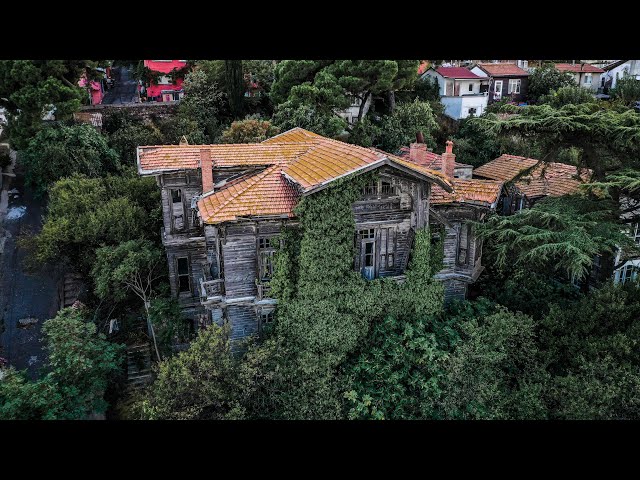Exploring an ABANDONED Mansion on an Island in Turkey | Everything was left inside