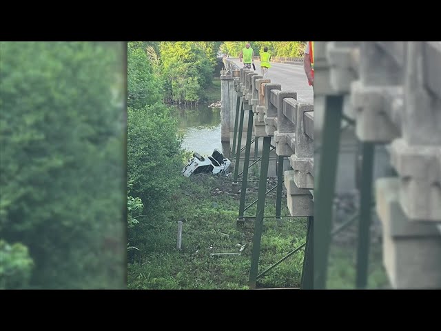 Marianna woman life-flighted after driving vehicle off a bridge