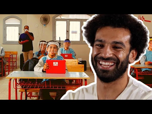 Mo Salah surprises Egyptian schoolchildren