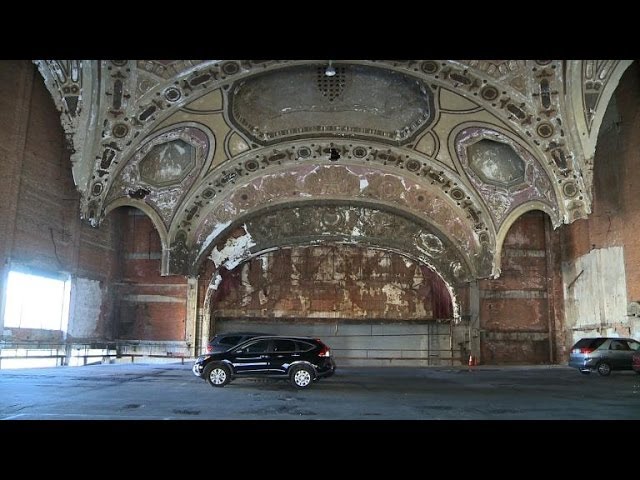 The - gradually - disappearing ruins of Detroit