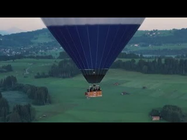 Heißluftballon Bungee Jumping in 400 Meter Höhe #shorts || Das schaffst du nie!