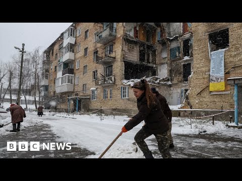 'Putin using winter as a weapon of war' in Ukraine says NATO secretary general - BBC News