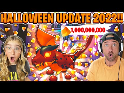 This is Adopt Me's BEST HALLOWEEN EVER! *new mini games, robux lava dragon pet & more 🎃