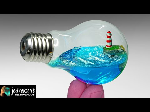 Ocean in a Light Bulb. Lighthouse Diorama / RESIN ART