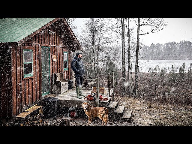 SPRING SNOWSTORM hits our Cabin in Northern Wilderness!