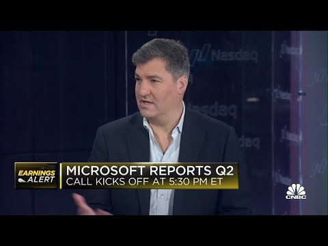 "Fast Money" traders break down Microsoft's recent earnings results