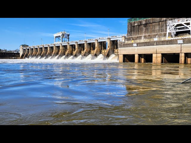 Fishing a Dam When The FLOOD GATES OPEN!! (Big fish)