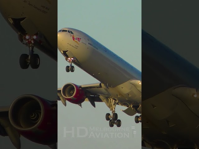 LOUD Airbus A340-600 Takeoff out of San Francisco Airport | Virgin Atlantic