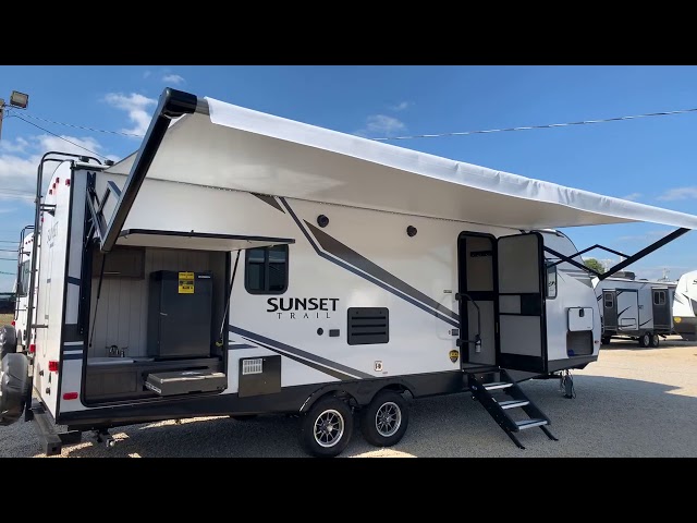 This is the Ideal Couples Trailer! 1/2 Ton Truck Towable! 2020 Crossroads Sunset Trail 253RB
