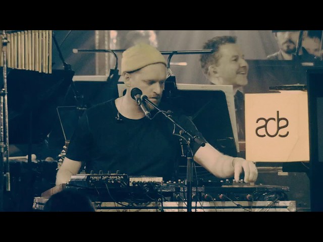 SOHN - Signal (Live with the Metropole Orkest)