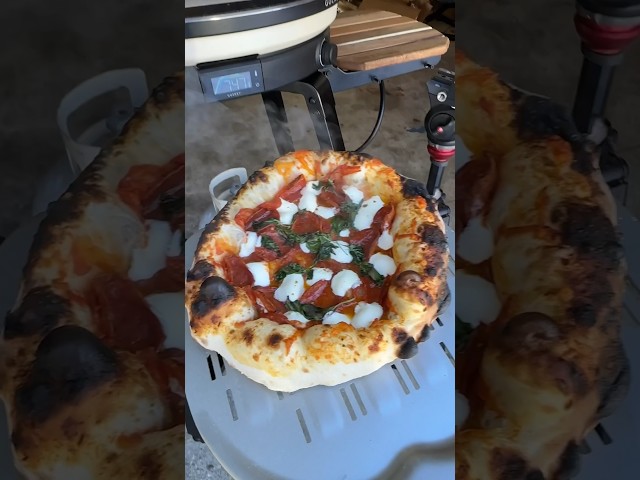 Testing the new @gozney arc xl pizza oven      @gozney #gozneyarc