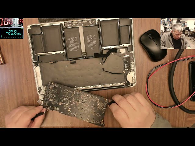 Macbook pro A1502 EMC2835 comes on but no picture - motherboard repair