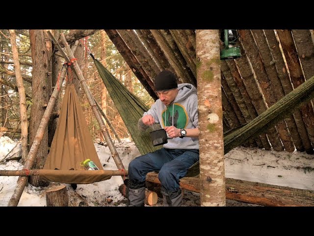 BACK WALL IS FINISHED - Hanging a Hammock inside the Fort? - Supper in the Woods. surprise ending;)
