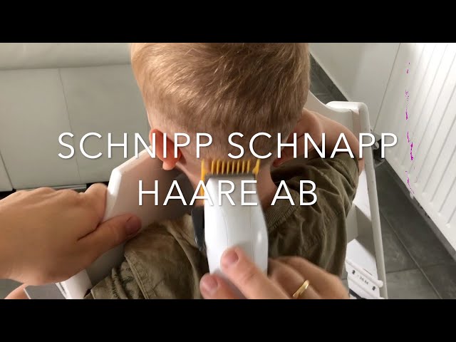 Kleinkind Haare schneiden mit Haarschneidemaschine