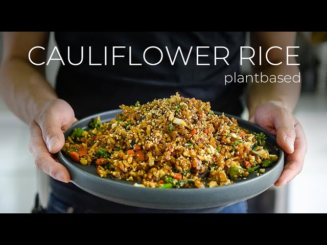 QUICK dinner idea but you may need a BIB TO WATCH this Cauliflower Fried Rice Recipe