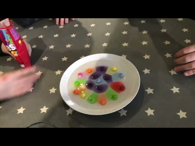Today me and da. Yos put £1 worth of skittles in water🤯🤯🤯