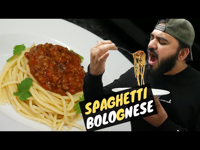 SPAGHETTI BOLOGNESE RECIPE THAT YOU NEED TO TRY! | Halal Chef