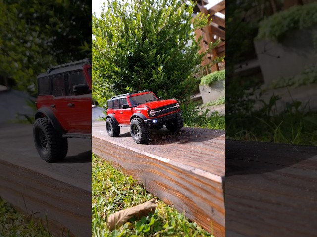 Crawl in a selfmade crawler Park with trx4m #rc #viral #rcshorts #fordbronco #crawling