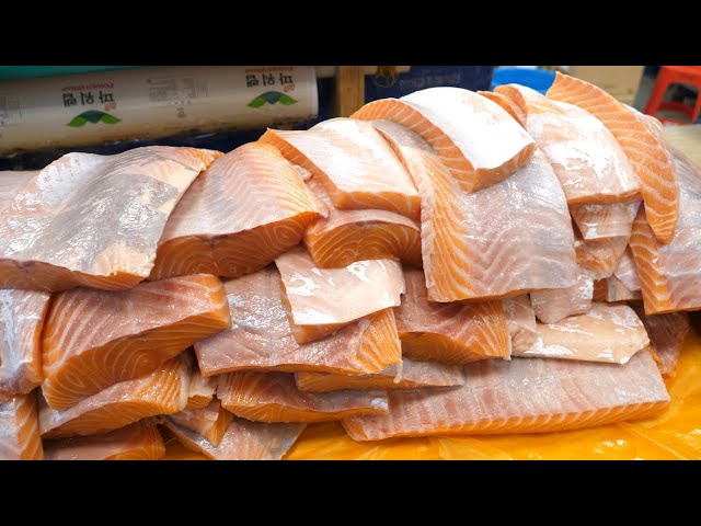 How to Fillet a Giant Salmon for Sashimi - Korean Seafood
