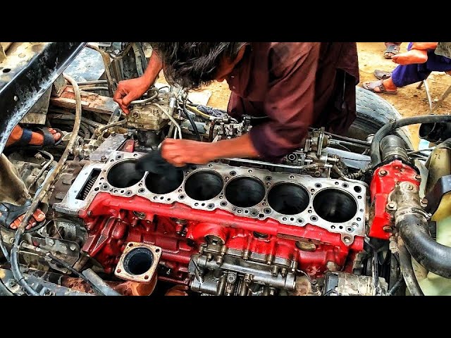 Heavy Truck Engine Seized Due to Oil Filters Wear Out || Rebuilding Hino FM 8J Dum Truck Engine