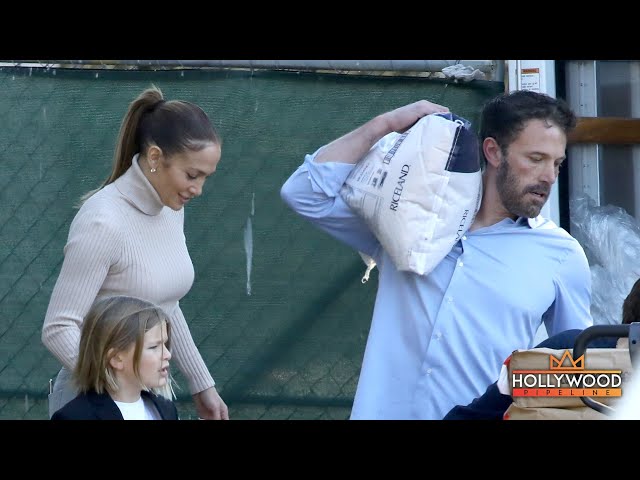 Ben Affleck & JLo with their kids Rise to End World Hunger in Los Angeles