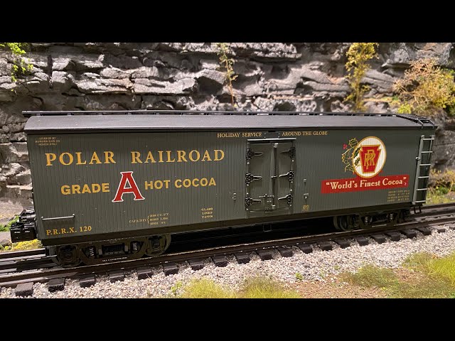Unboxing & Review of Lionel Milk Car - Polar Railroad Hot Cocoa