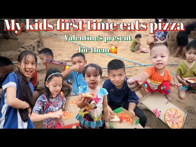They want to eat Pizza long time coz they haven’t ate before