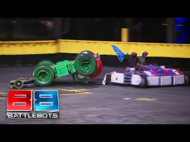 PIECES OF FROG ALL OVER THE BATTLE BOX | Ribbot vs. MadCatter | BattleBots
