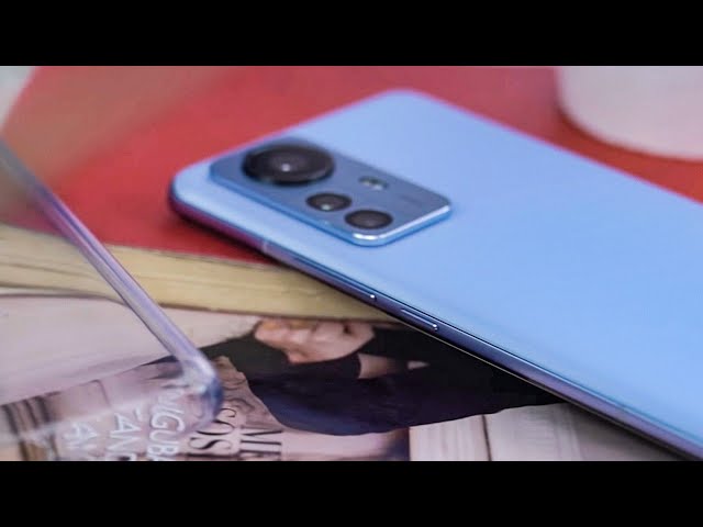 Review Xiaomi 12 Pro Resmi Indonesia