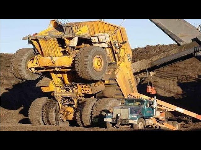 Extreme Dangerous Climbers Dump Truck Bulldozer Operator - Largest Heavy Equipment Machines Monster