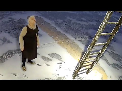Elderly Nun Traps Thief on the Roof