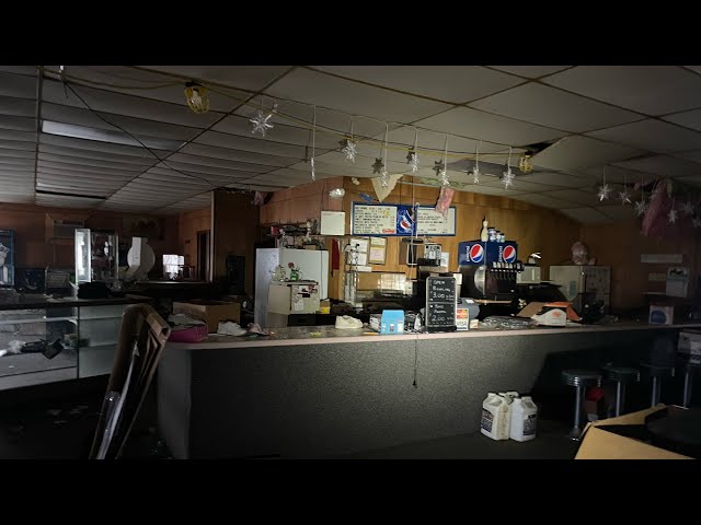 *TIME CAPSULE UNTOUCHED* Abandoned Bowling Alley 😳🏚️🎳