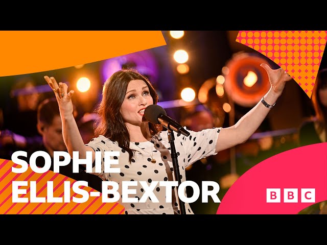 Sophie Ellis-Bextor - Breaking The Circle ft. BBC Concert Orchestra (Radio 2 Piano Room)
