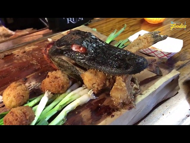 First Coast Foodies: Trying full smoked gator at Clark's