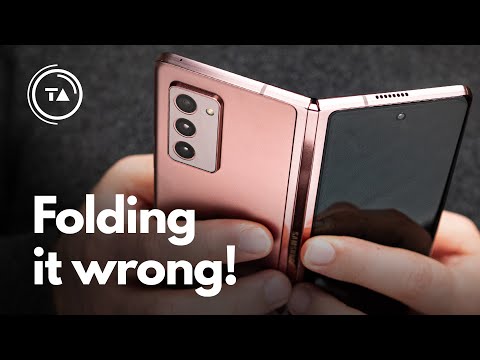 Samsung: You're folding it wrong!