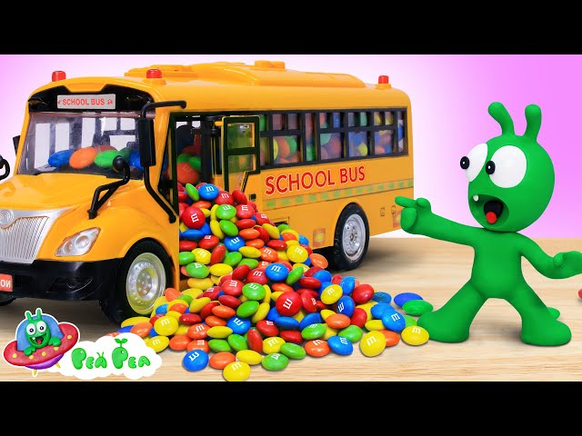 Wheels on the Bus - PeaPea with M&M Candy School Bus - Video for kids