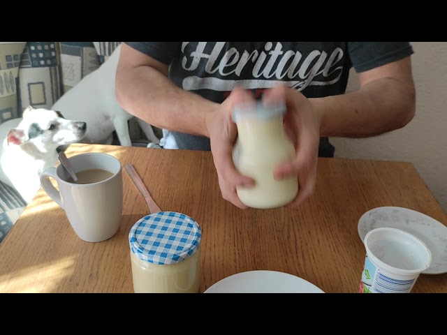 Butter machen in 7Minuten mit dem Glas und Schlagsahne