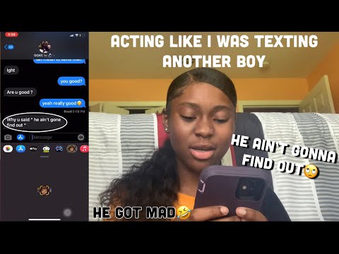 Acting Like I Was Texting Another Boy On Boyfriend Prank|| KayAmari