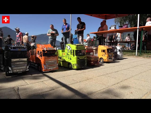 RC TRUCKS, CRAWLER AND BOATS IN ACTION