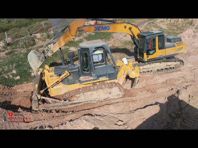 Heavy Bulldozer Failed Pushing Stuck Helping Recovery Operator Excavator Xcmg XE215C