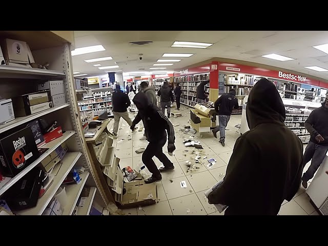 It Begins… Shoplifting Gangs Close NYC Stores Forever